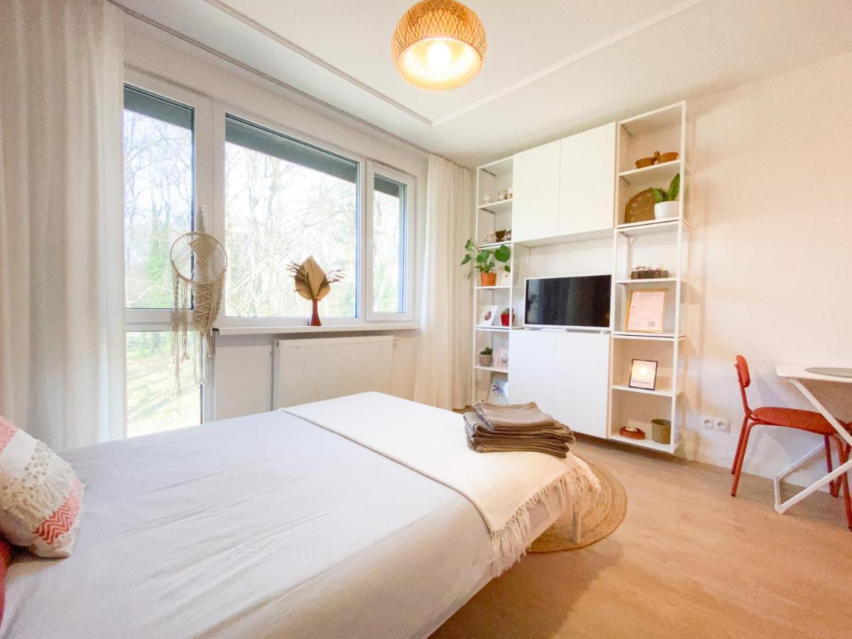 Apartament Fala Metro Sgh Klub Stodola Parking Parkview Fast Wifi Varsóvia Exterior foto